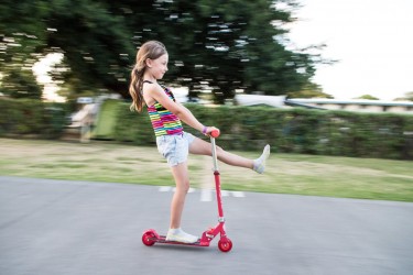 Summer - Scooter freewheeling 